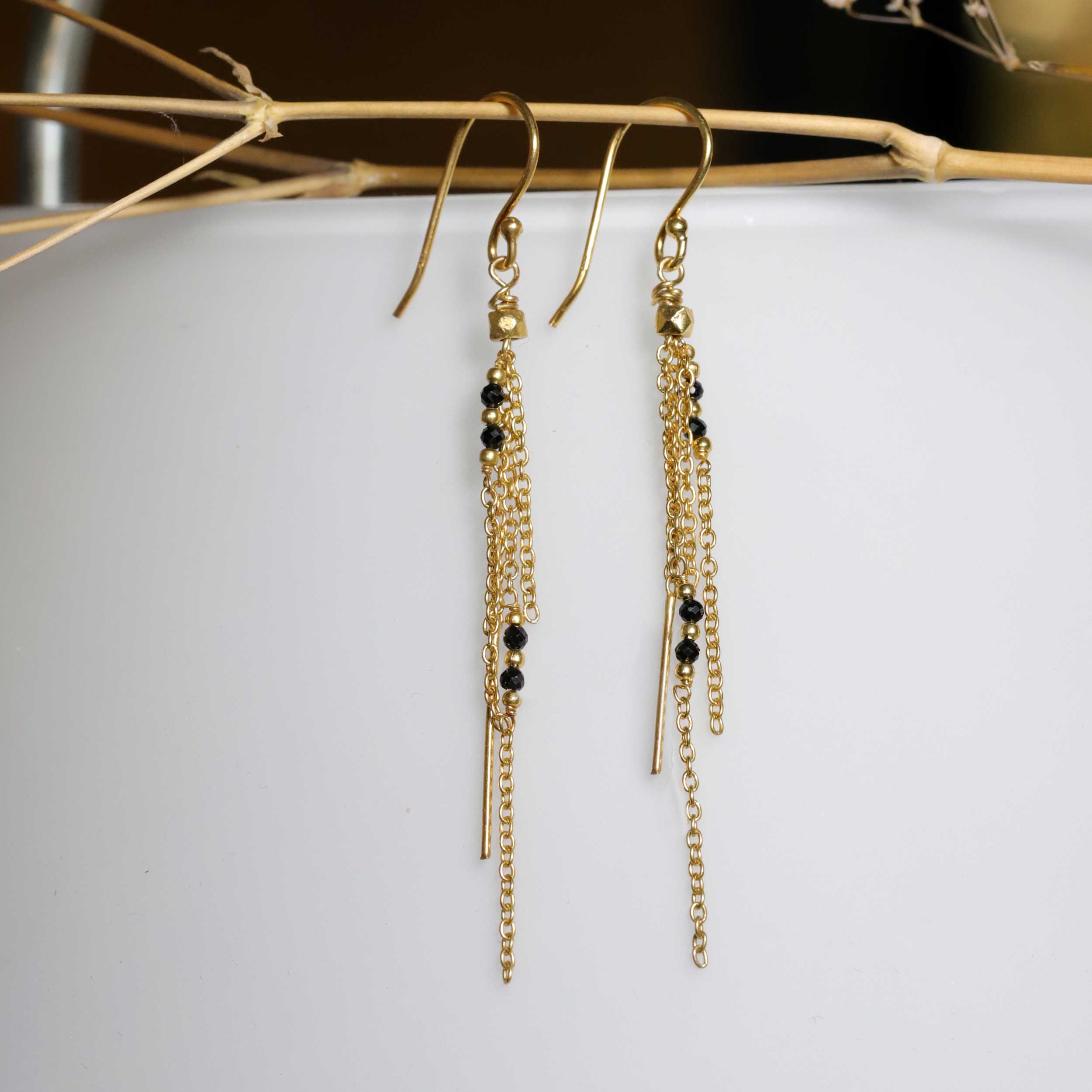 Onyx chain earrings
