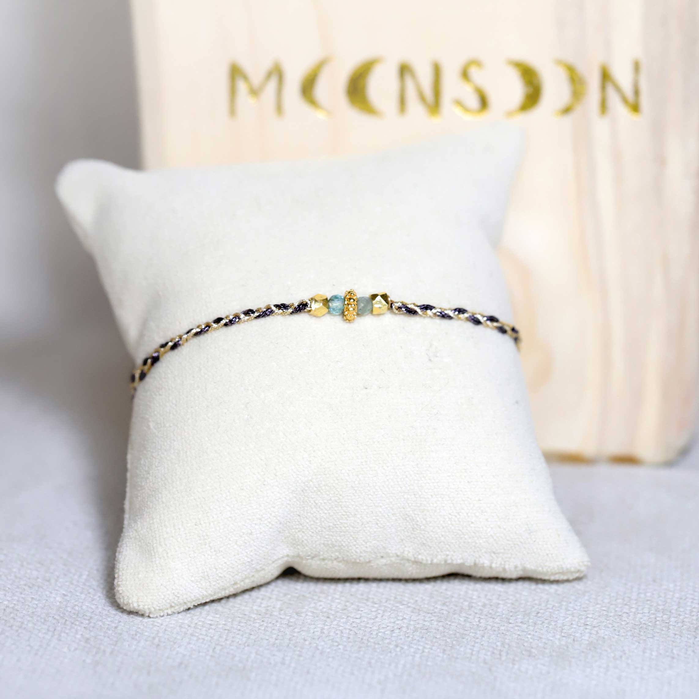 Handwoven bracelet Apatite