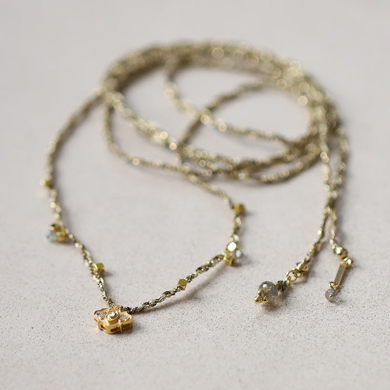 Wrap-Around Braided Necklace – Elegance and Modernity