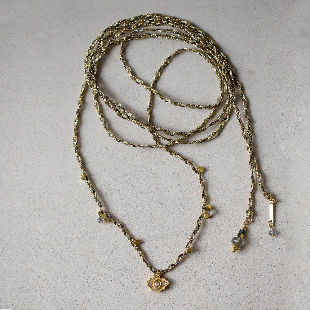 Wrap-Around Braided Necklace – Elegance and Modernity