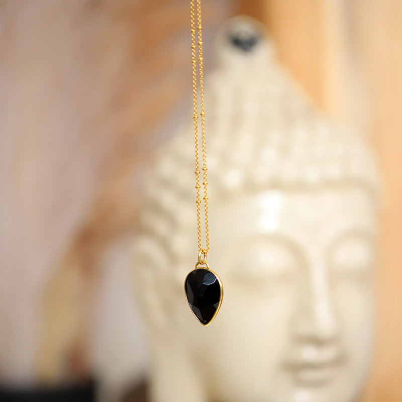 Long collier avec pendentif onyx MOONSOON