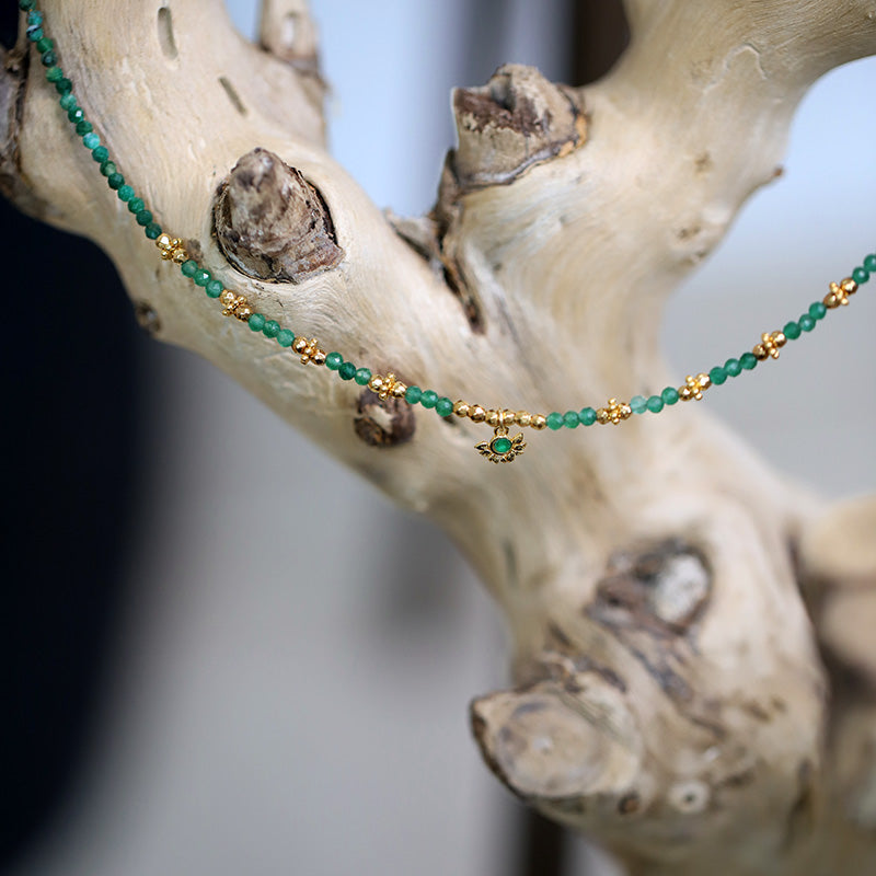 Collier en euchlorite & pendentif mini feuille MOONSOON