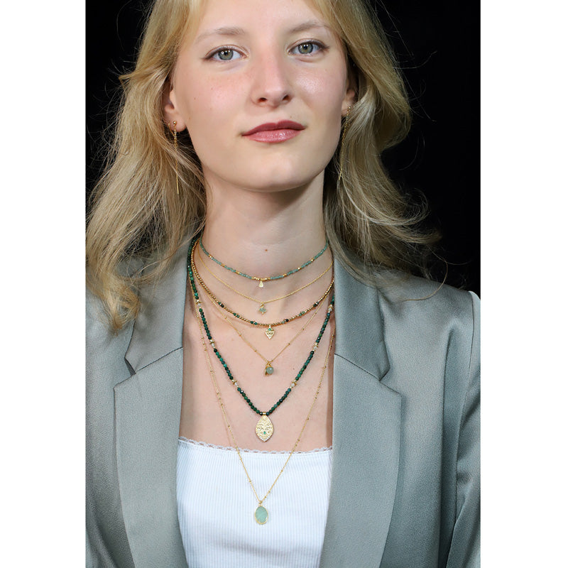 Collier en hématite avec pendentif feuille MOONSOON