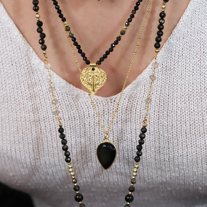 Long collier avec pendentif onyx MOONSOON