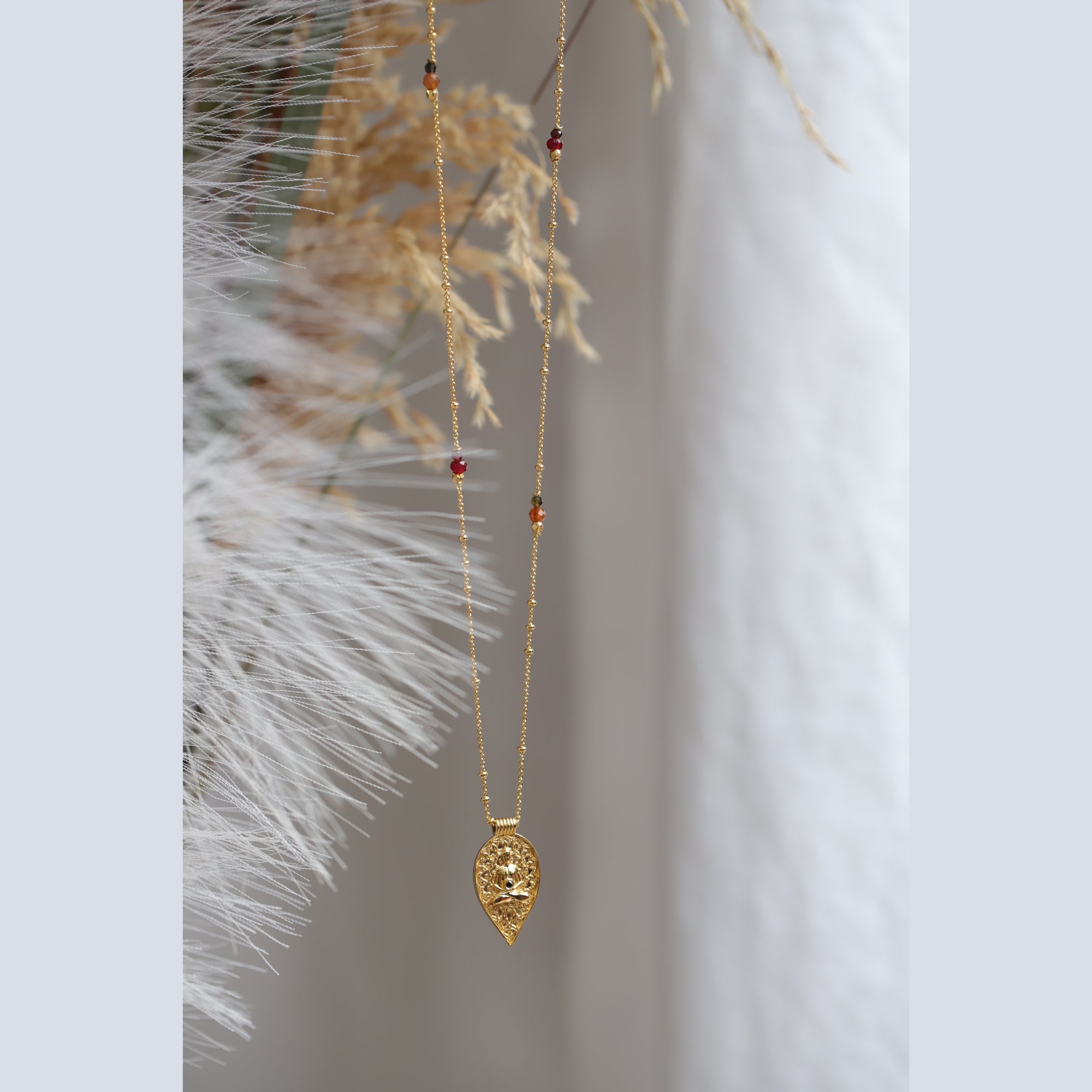 Collier Bouddha & Grenat MOONSOON