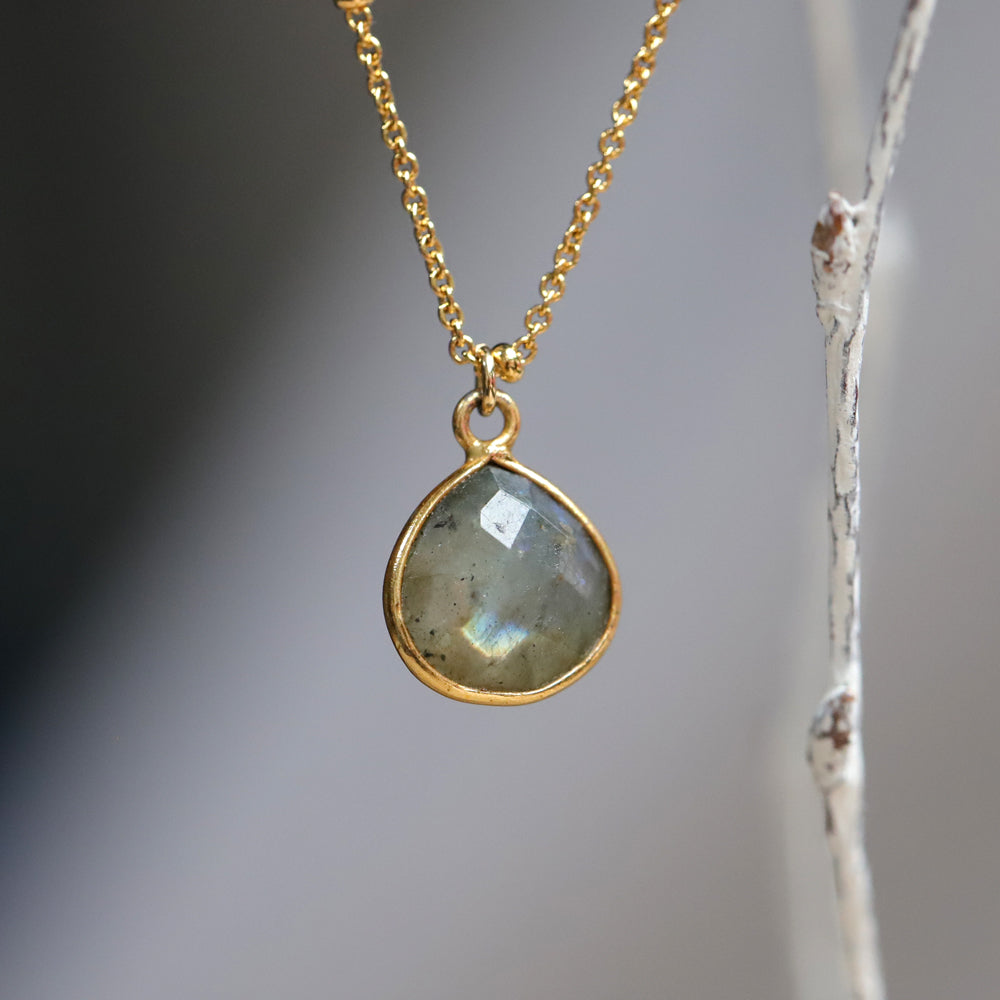 Collier avec pendentif en labradorite MOONSOON
