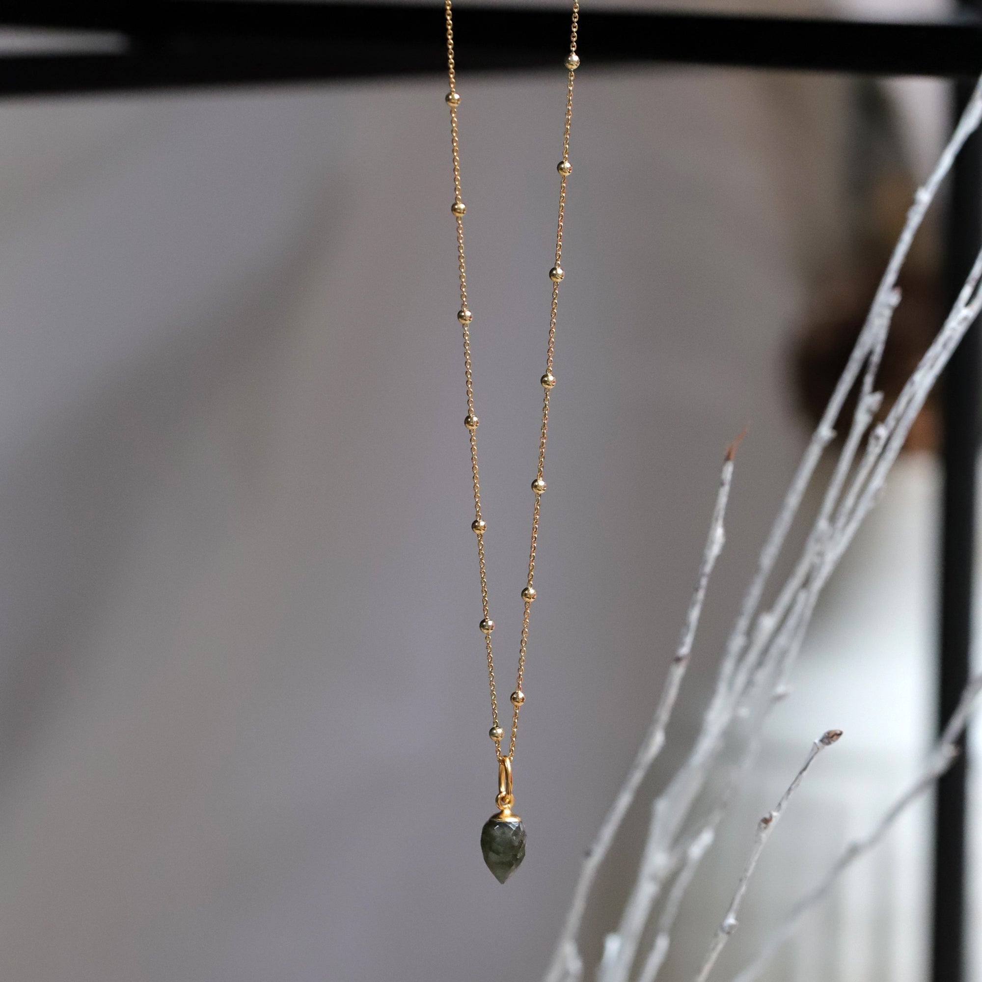 Collier avec pendentif drop en labradorite MOONSOON
