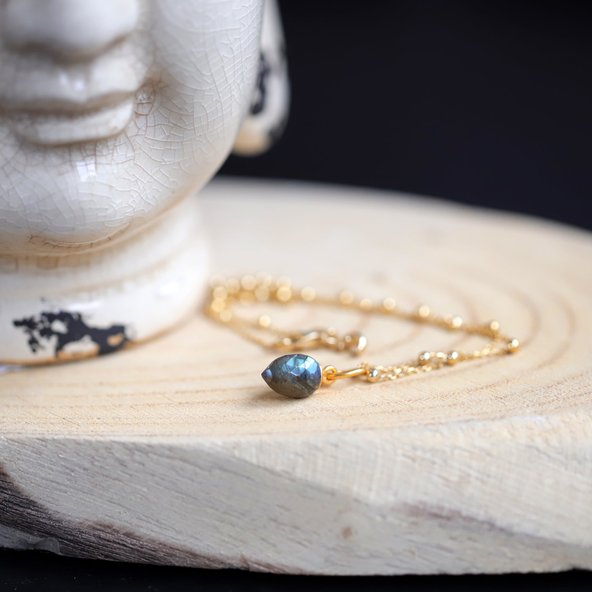 Collier avec pendentif drop en labradorite MOONSOON