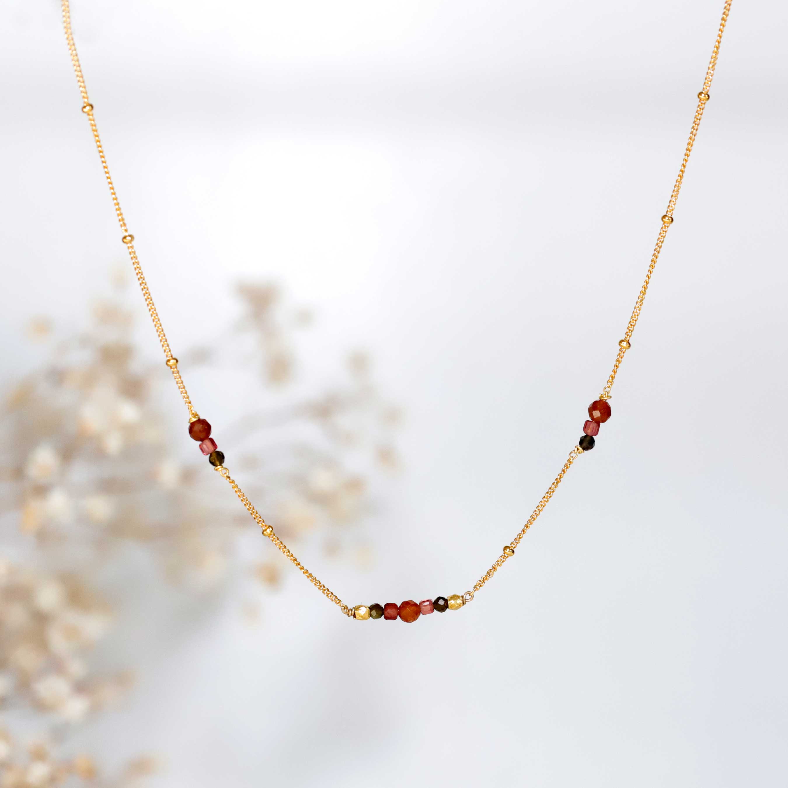 necklace with Garnet