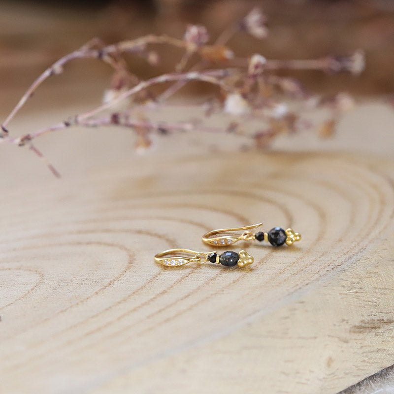 Tourmalinated quartz earrings