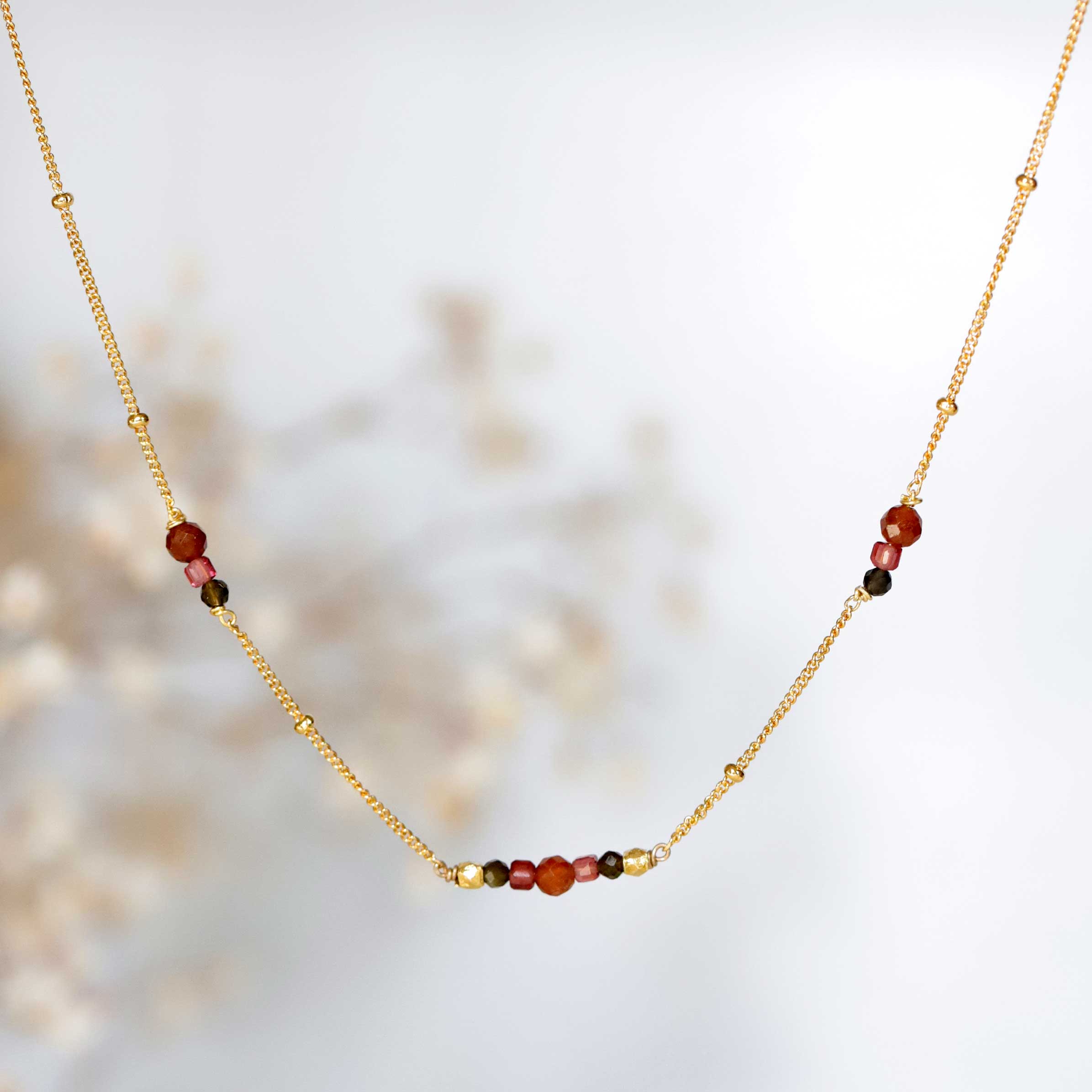 necklace with Garnet