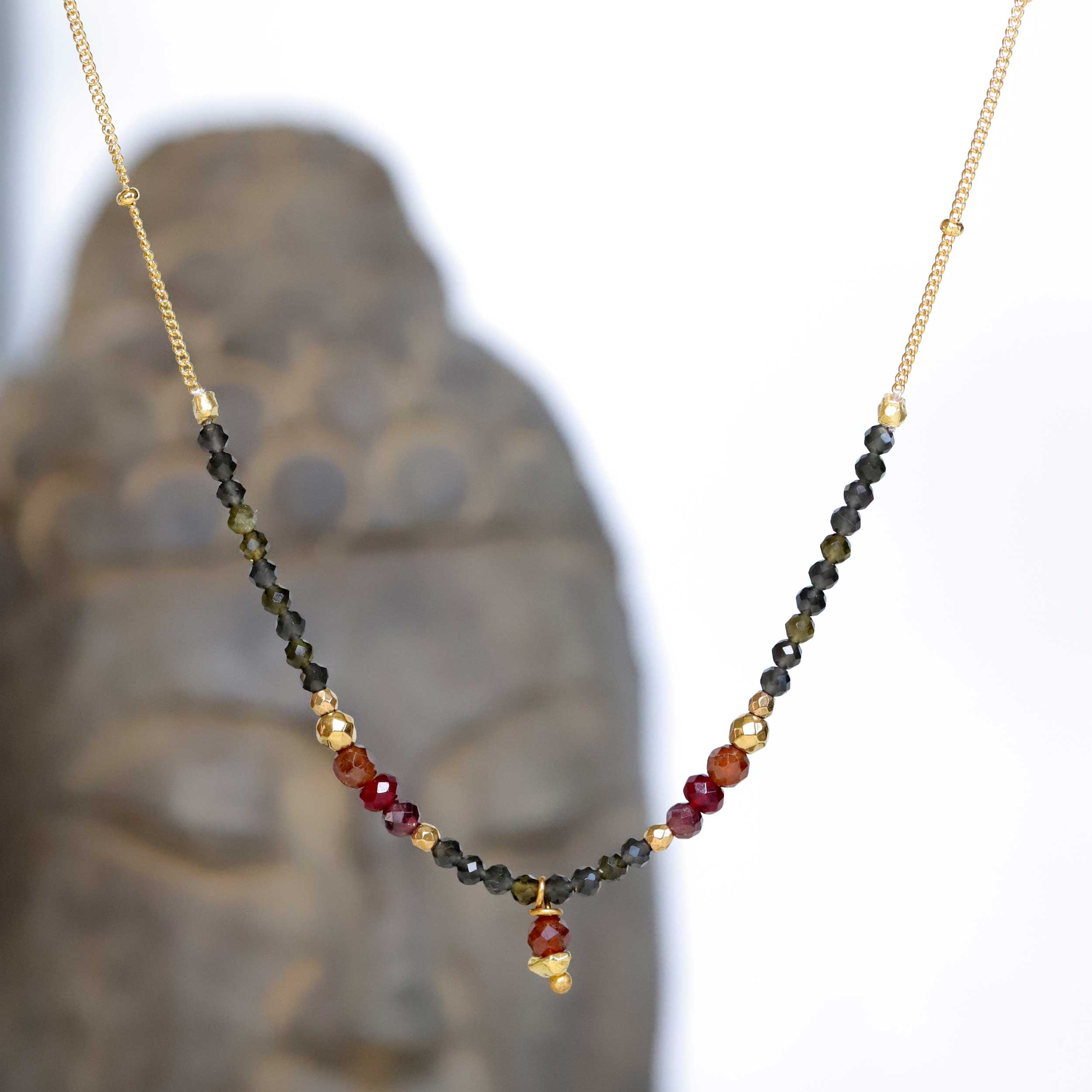 necklace with Obsidian and Garnet