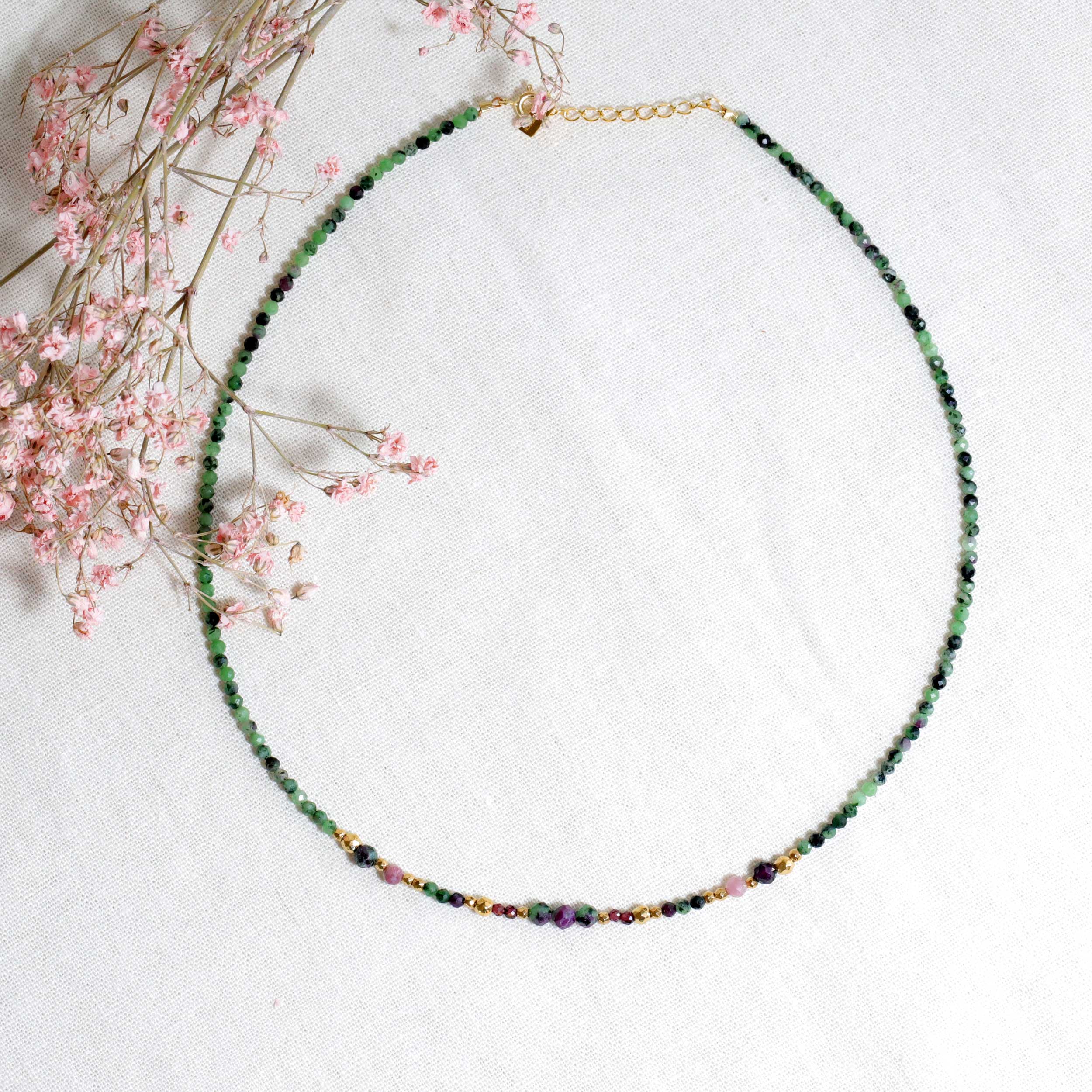 necklace with Rubizoite stones