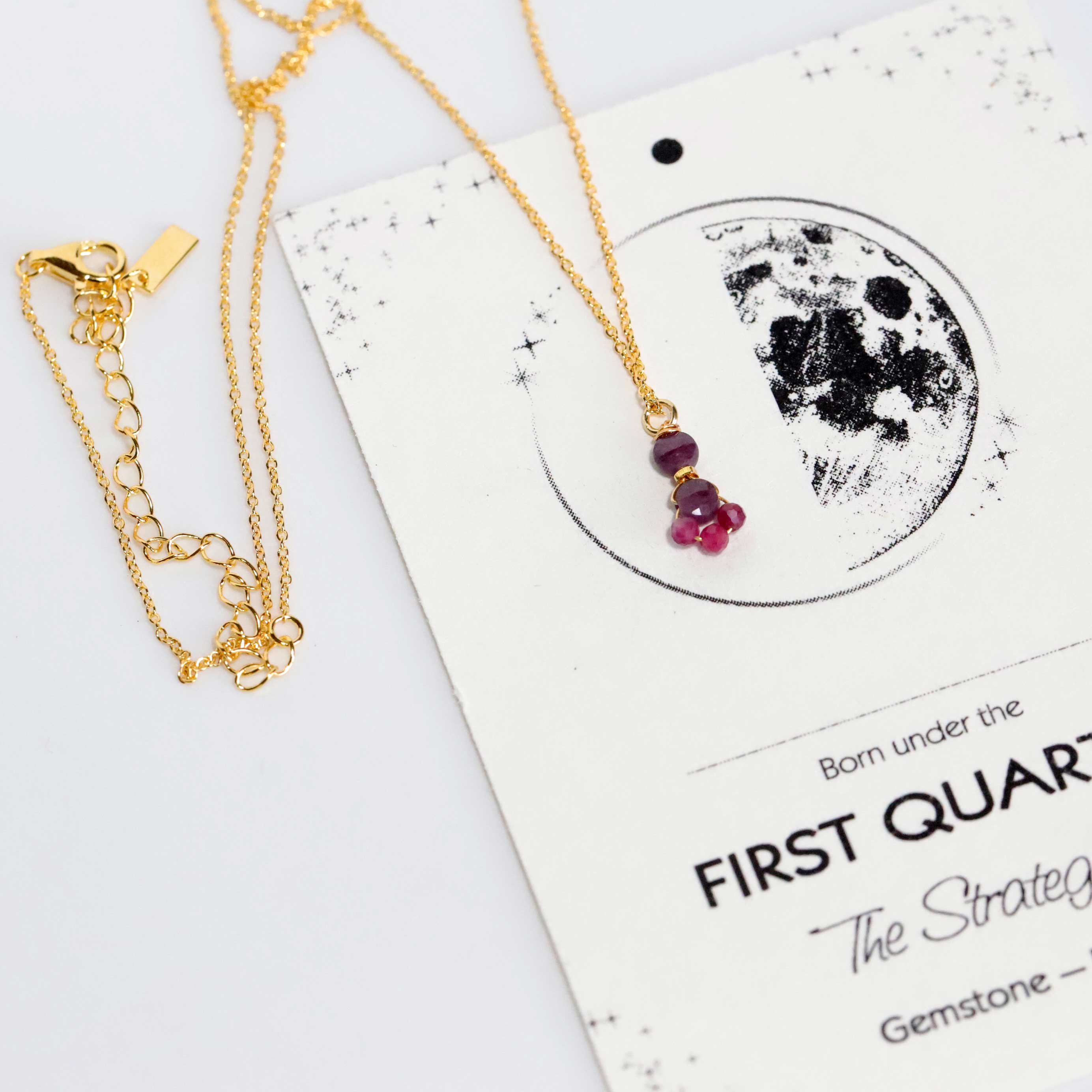 Collier avec pendentif Rubis